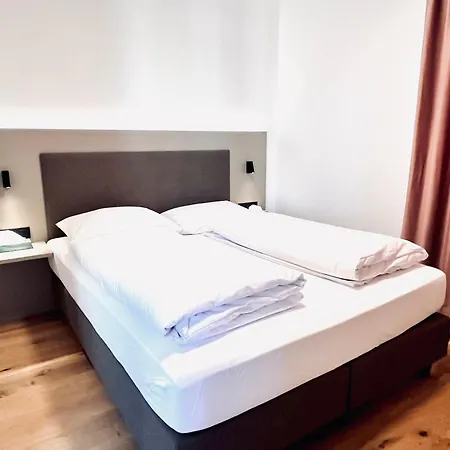 Pensjonat Mikes 3*