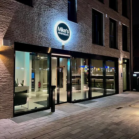 Mikes 4* ميونيخ